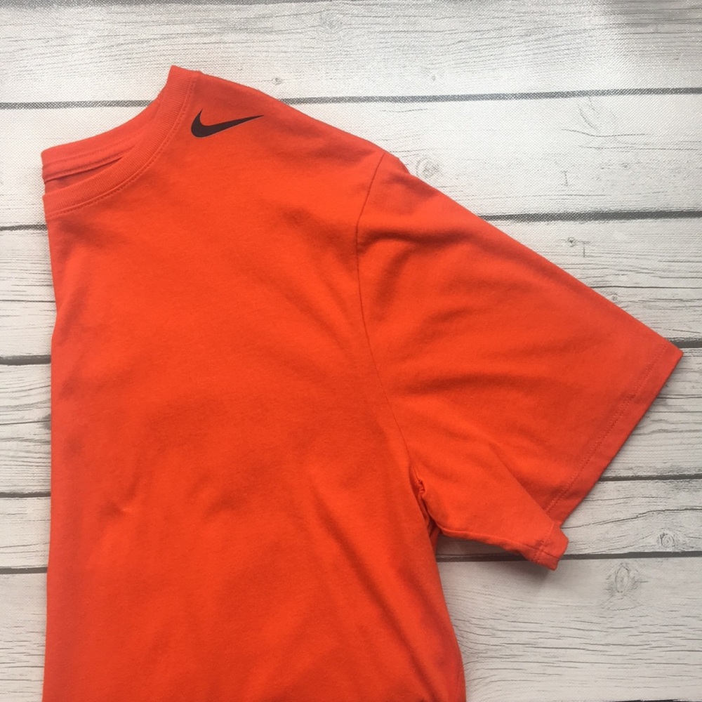 Nike Tee